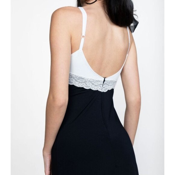 Bella Vie Isabella Maxi Dress in Black/White - Picture 3 of 6